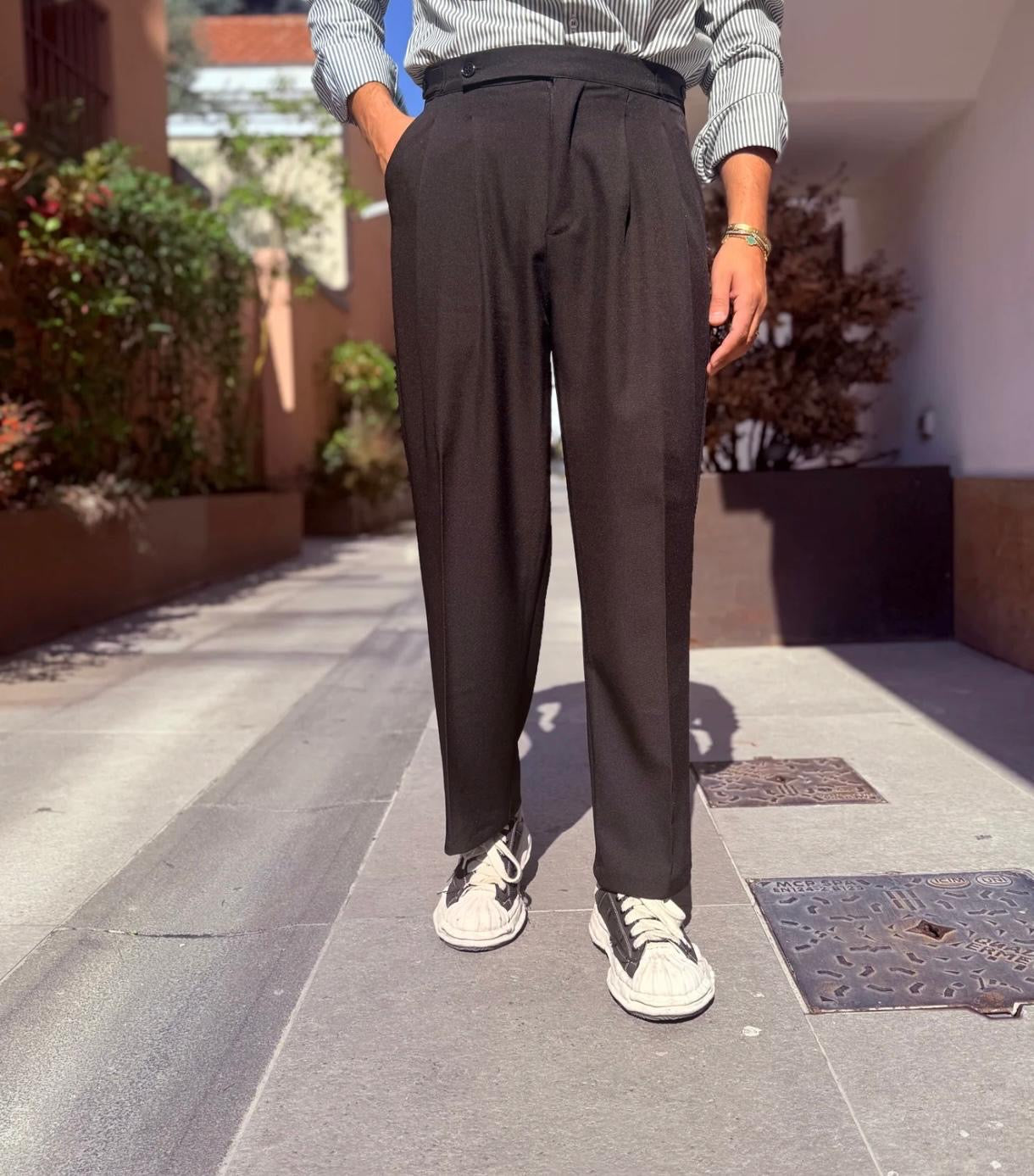 Pantaloni eleganti neri con pinces